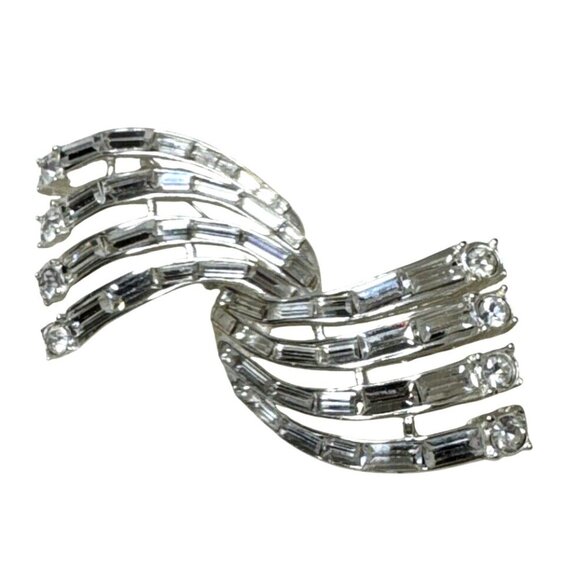 Vintage Signed Carole Rhinestone Silver-Tone Swirl Brooch Pin - Picture 2 of 3
